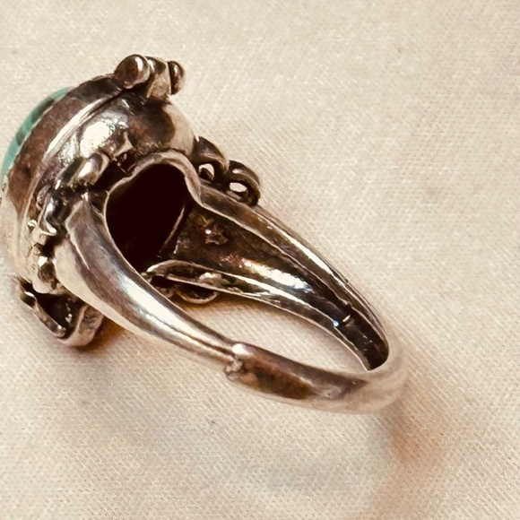 Silver Tone Malachite Poison Ring Oval Stone Vintage - Picture 13 of 14